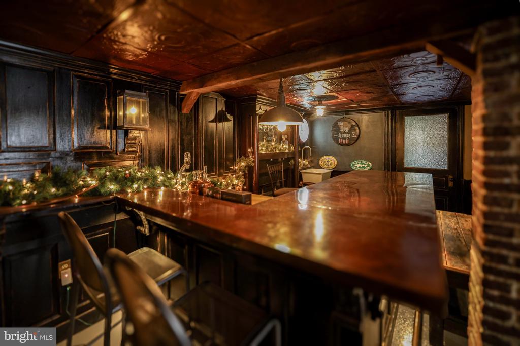 1110 WALNUT STREET