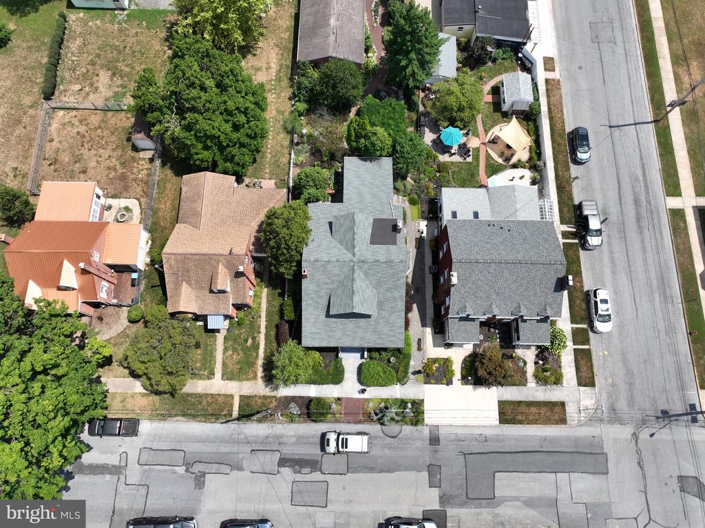 1110 WALNUT STREET