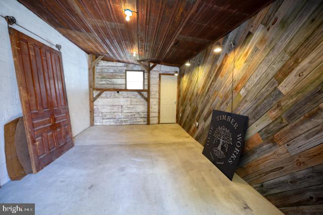 25 N 11TH STREET