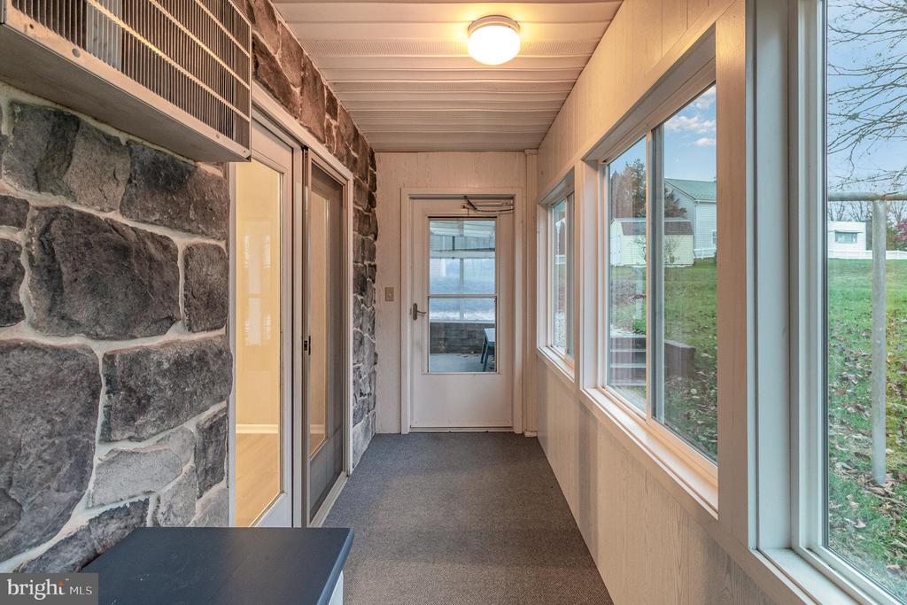8 ORIOLE DRIVE