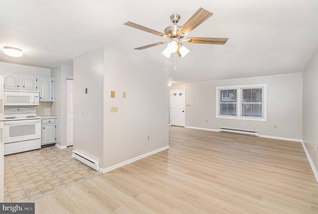 8 ORIOLE DRIVE