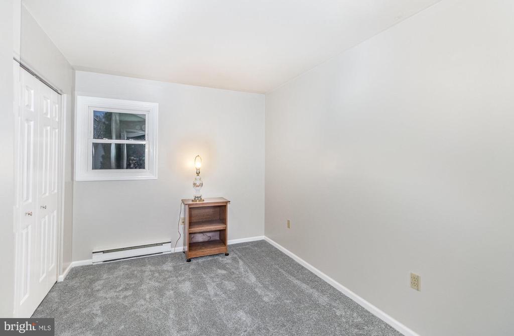 8 ORIOLE DRIVE