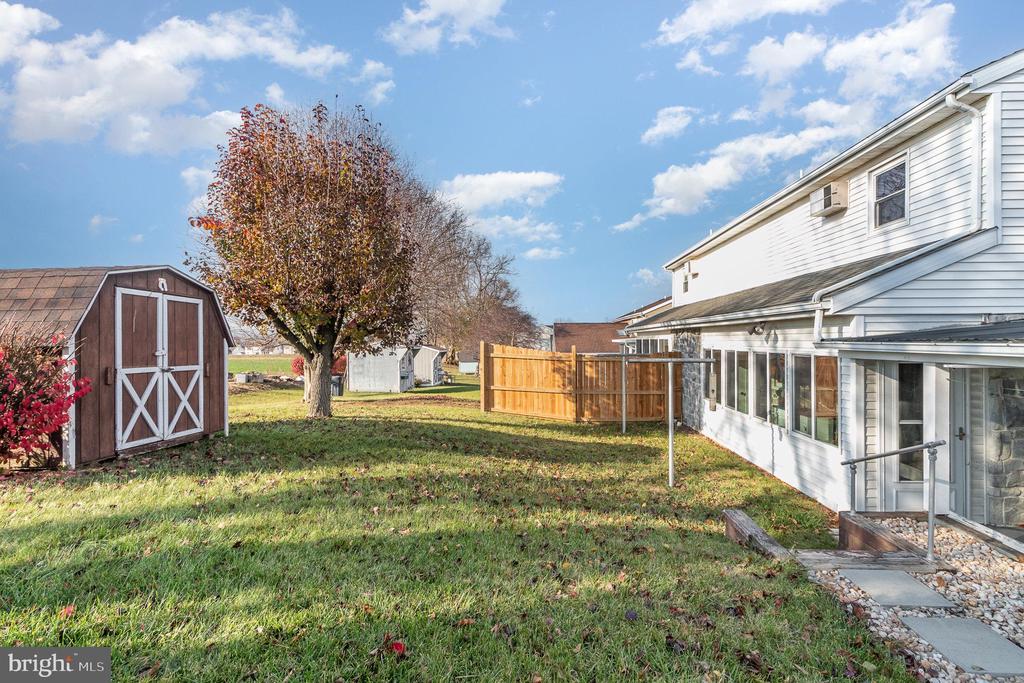 8 ORIOLE DRIVE