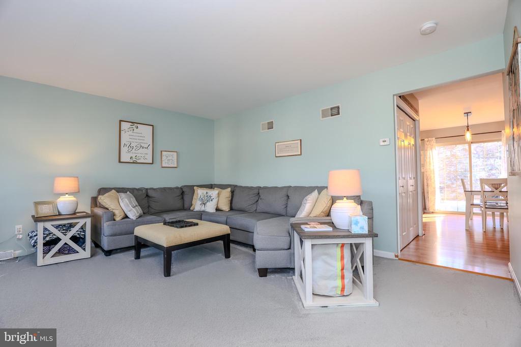 407 CROSSWINDS DRIVE