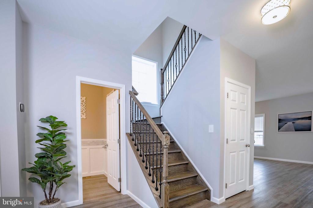 672 STOCKDALE DRIVE