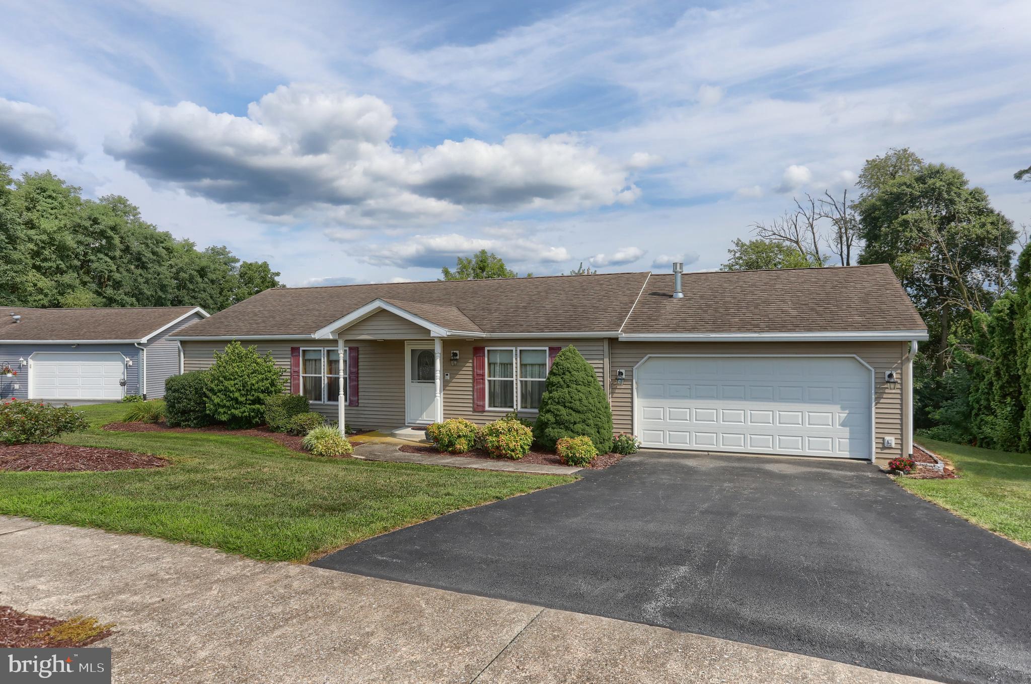 4 SUSAN AVENUE