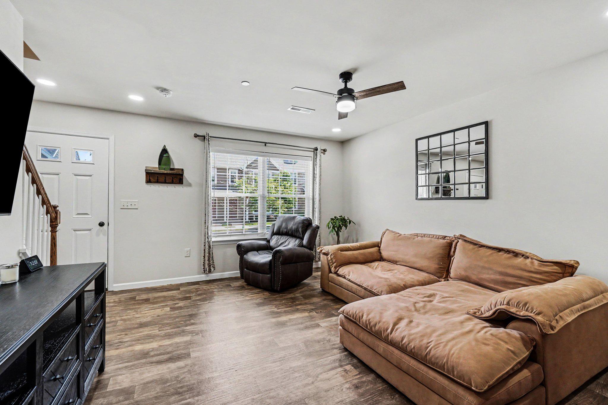 519 BYLER CIR U-0028 CIRCLE 28