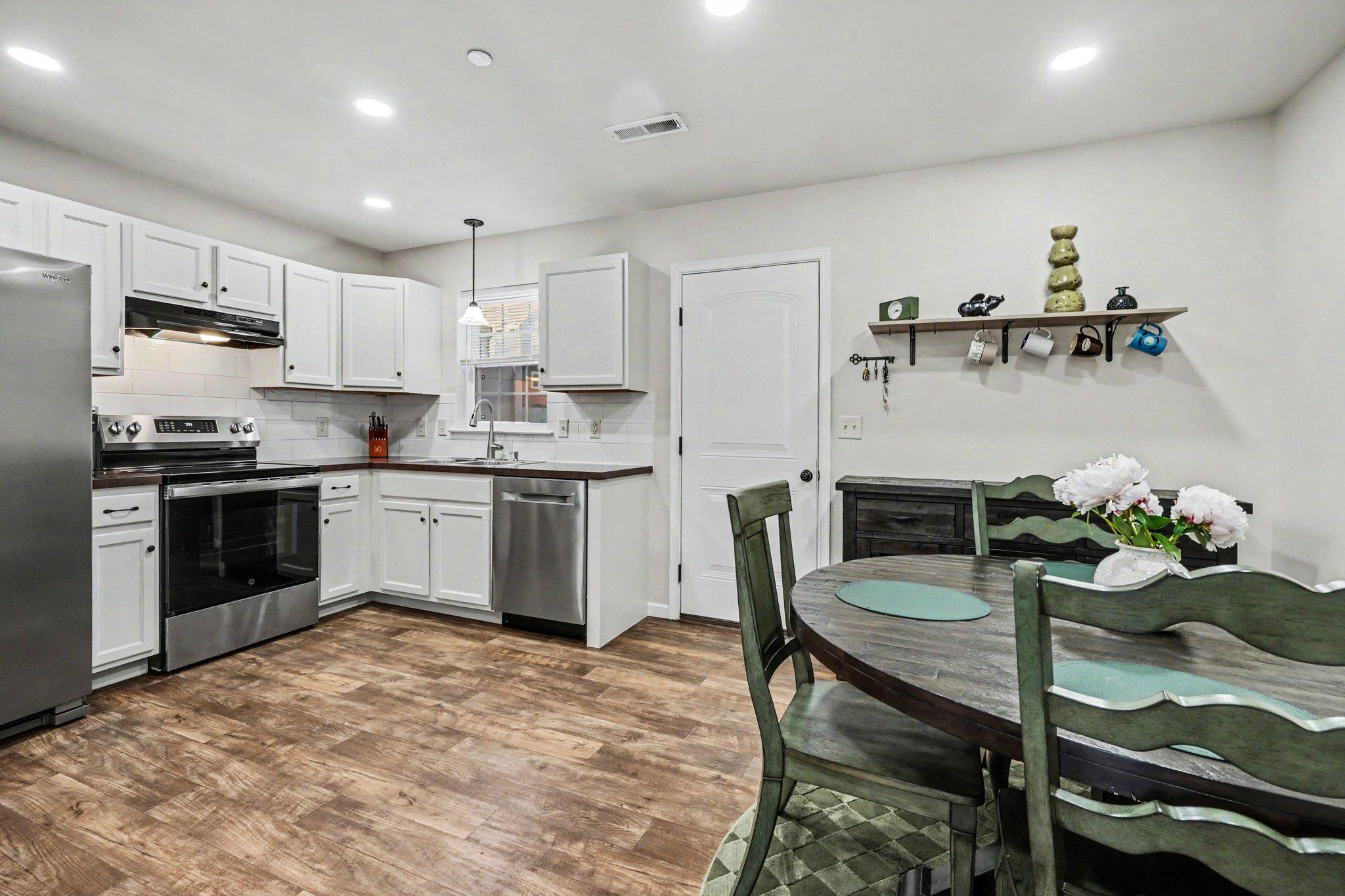 519 BYLER CIR U-0028 CIRCLE 28