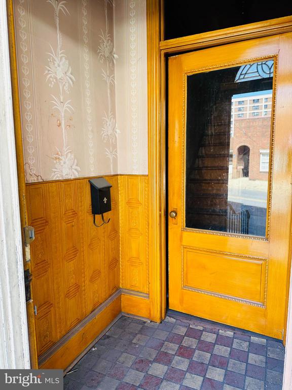 329 SUNBURY STREET