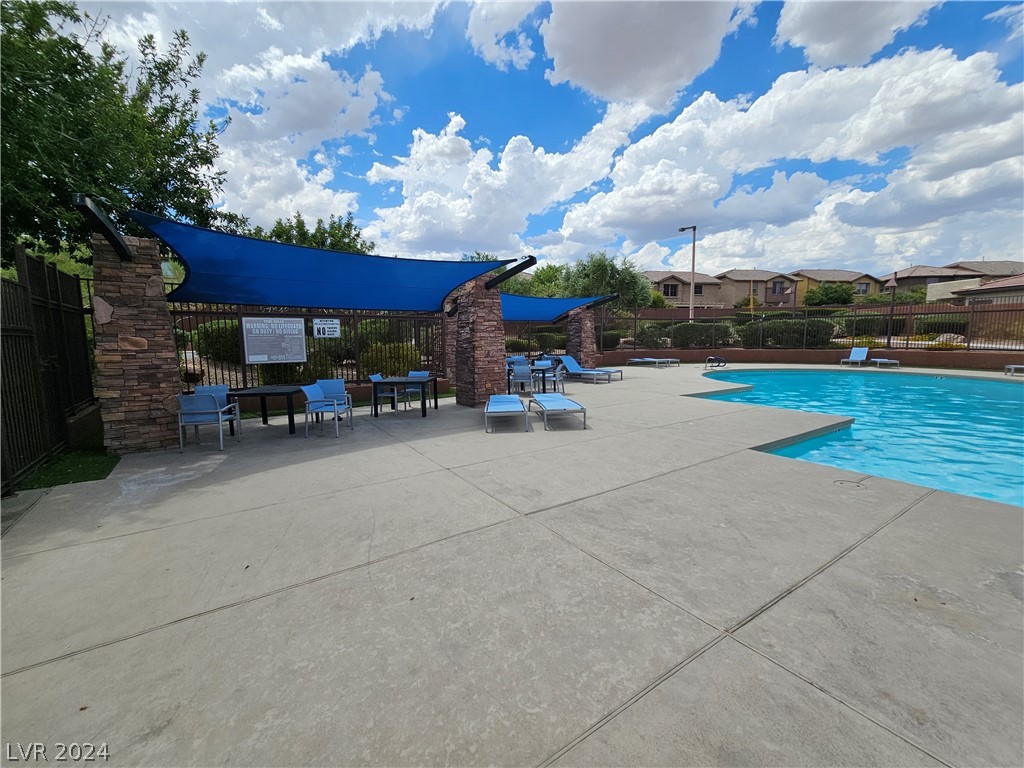 5460 Sawleaf Road