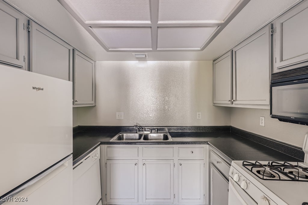 5191 Caliente Street 84