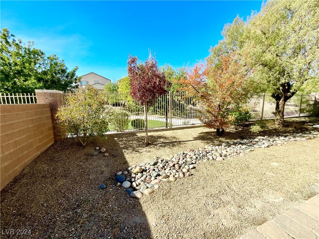 6425 Gilded Flicker Street