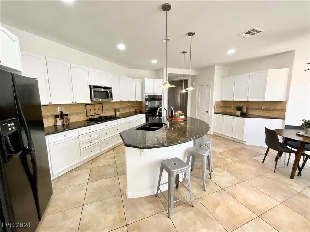 6425 Gilded Flicker Street