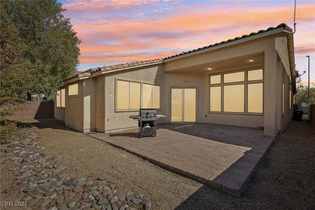 6425 Gilded Flicker Street