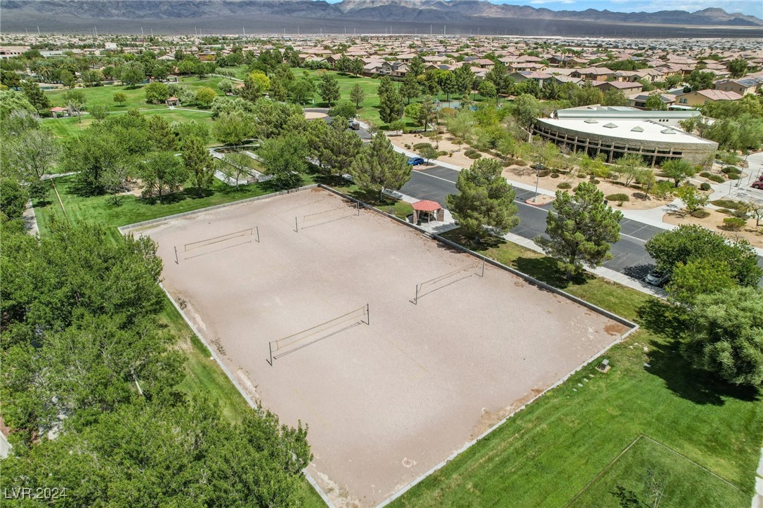 6425 Gilded Flicker Street