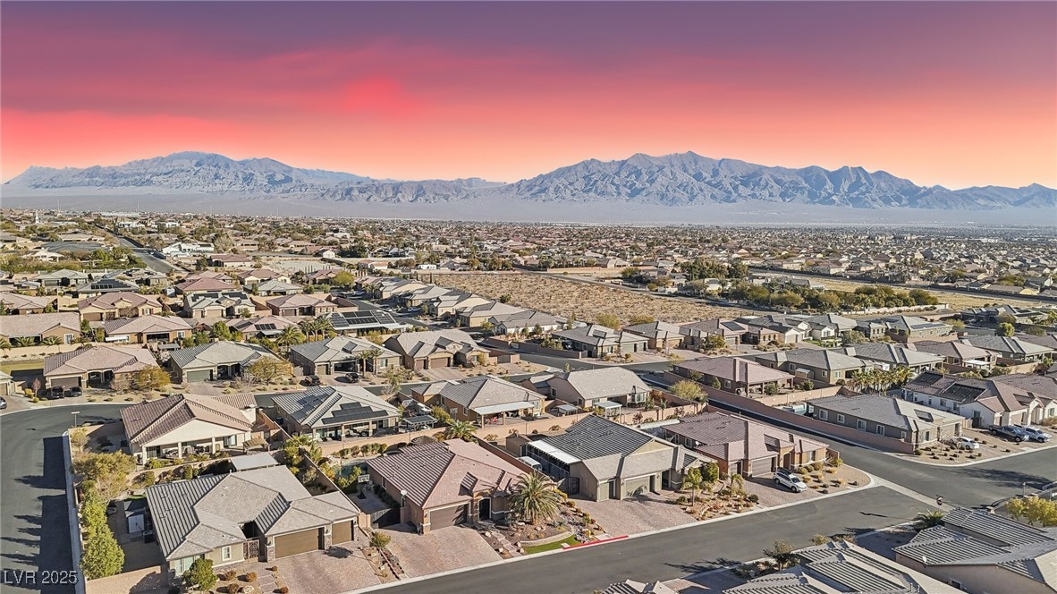 9802 Summer Bliss Avenue