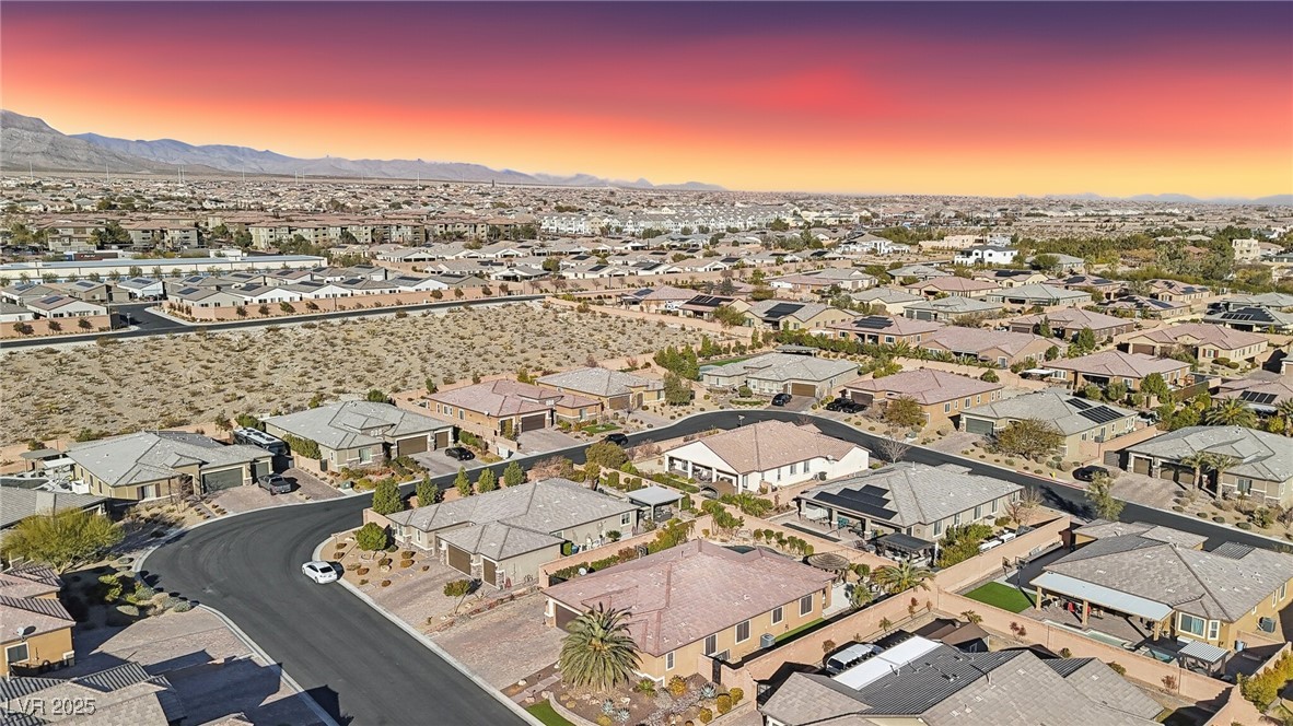 9802 Summer Bliss Avenue