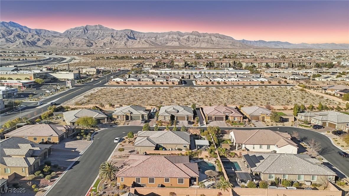 9802 Summer Bliss Avenue