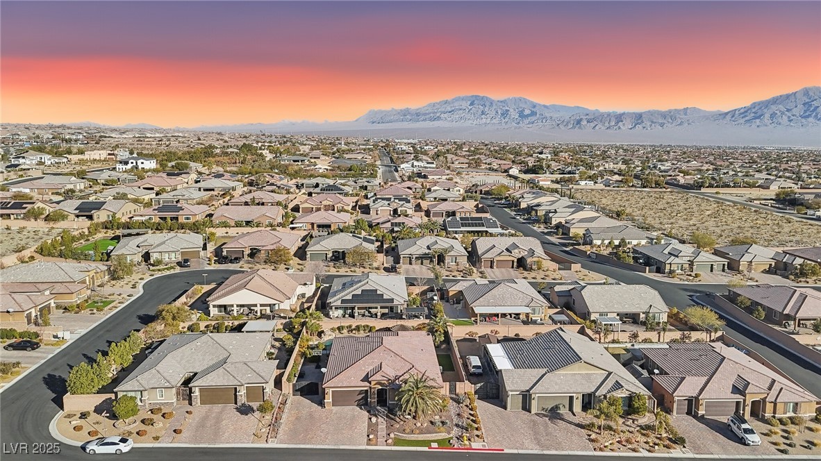 9802 Summer Bliss Avenue