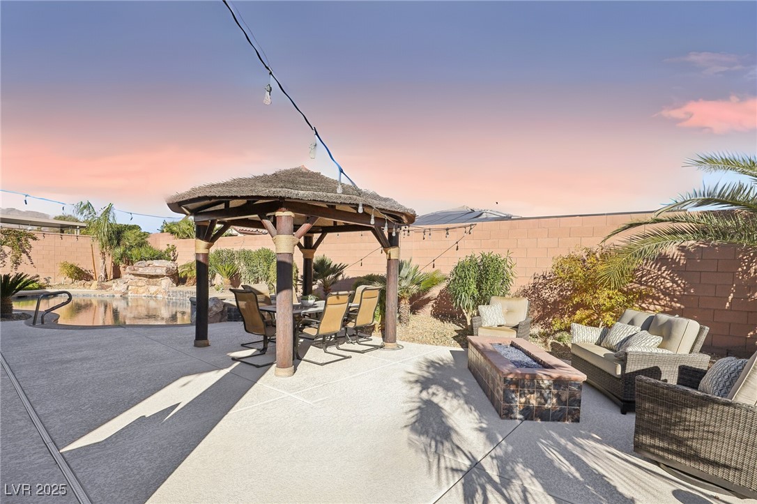 9802 Summer Bliss Avenue