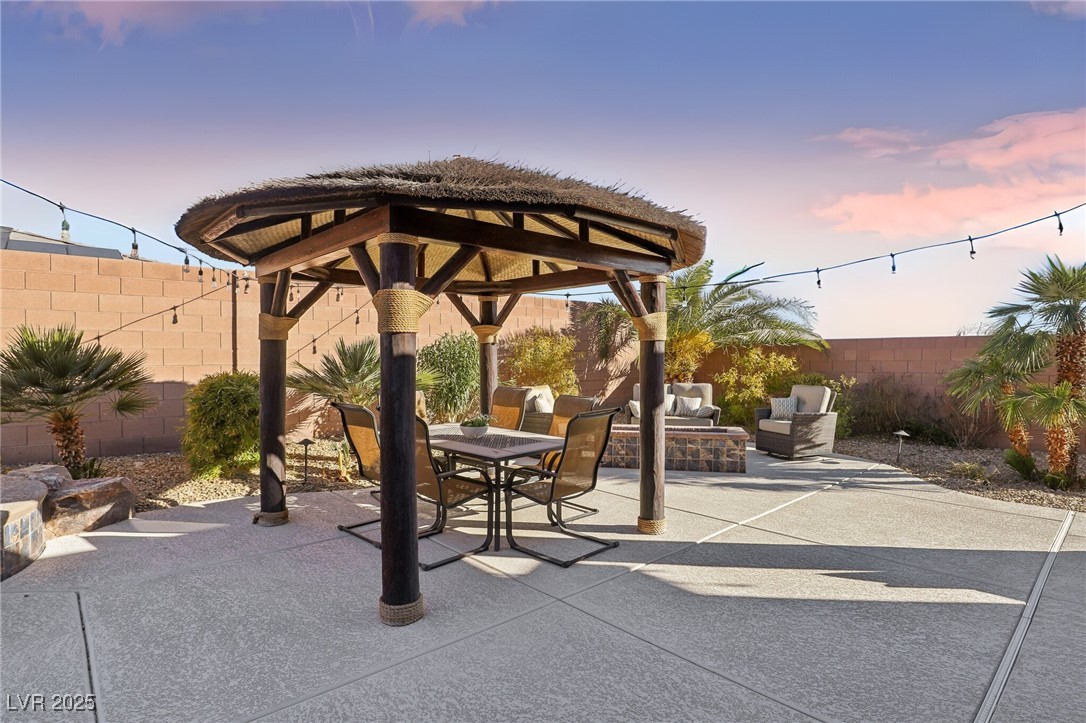 9802 Summer Bliss Avenue