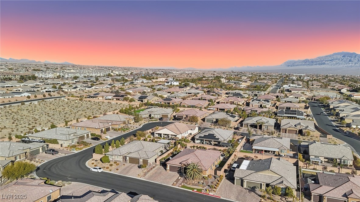 9802 Summer Bliss Avenue