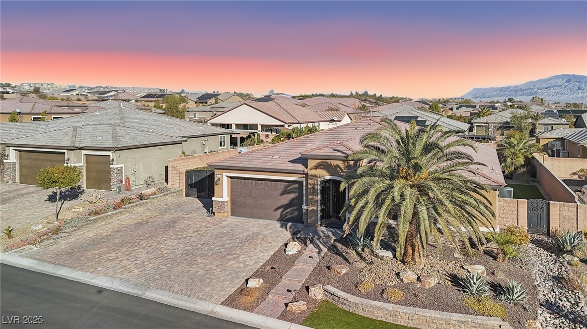 9802 Summer Bliss Avenue