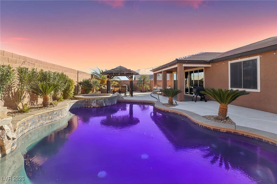 9802 Summer Bliss Avenue