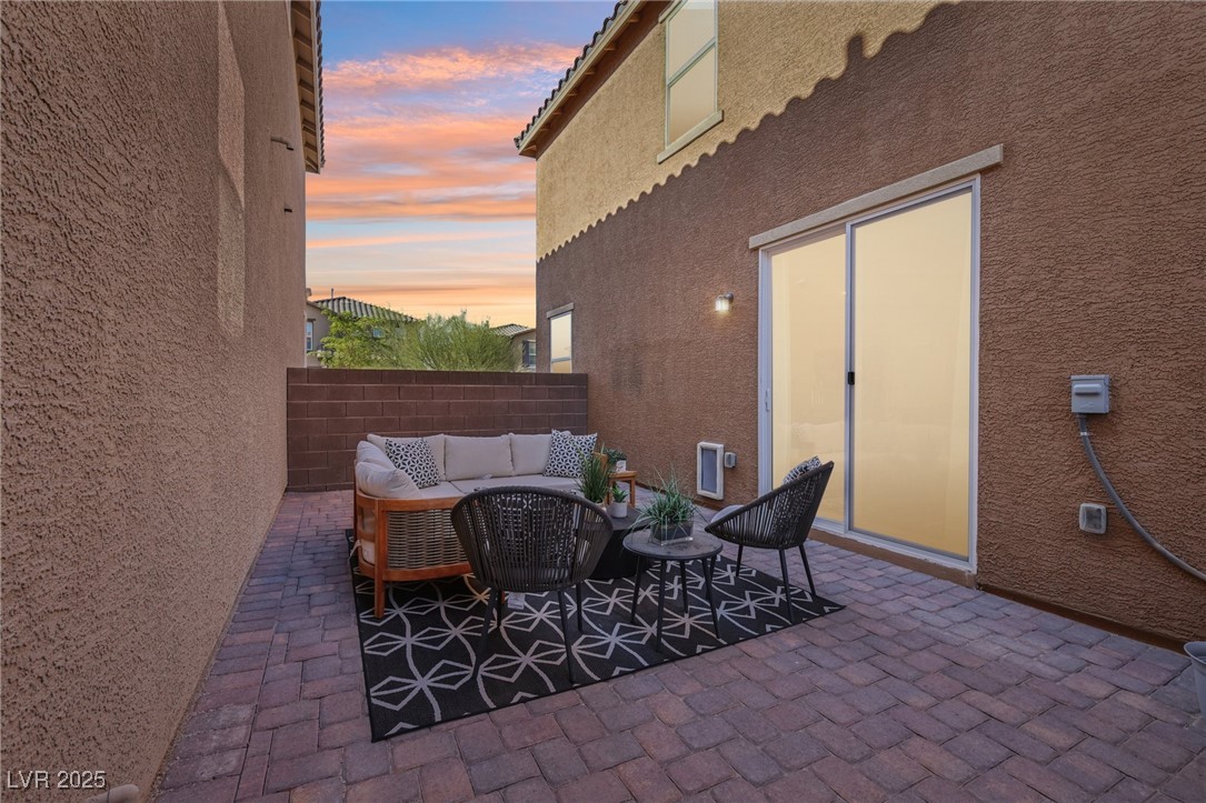 1129 Blissful Plains Avenue