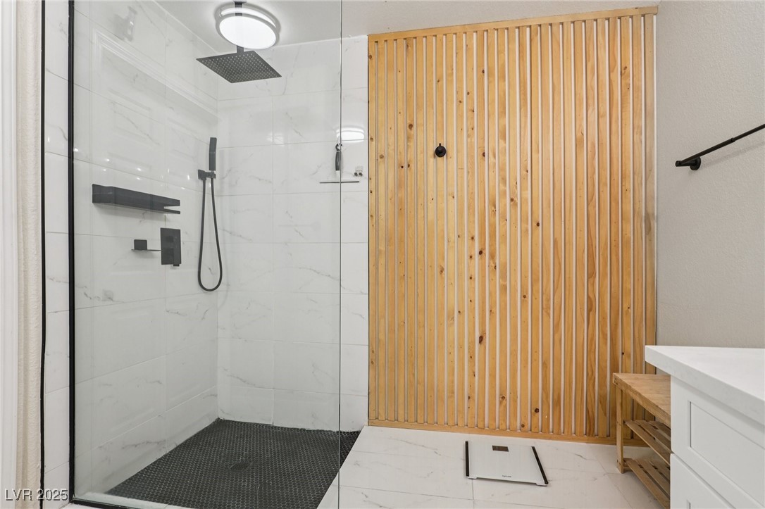 2925 Wigwam Parkway 724