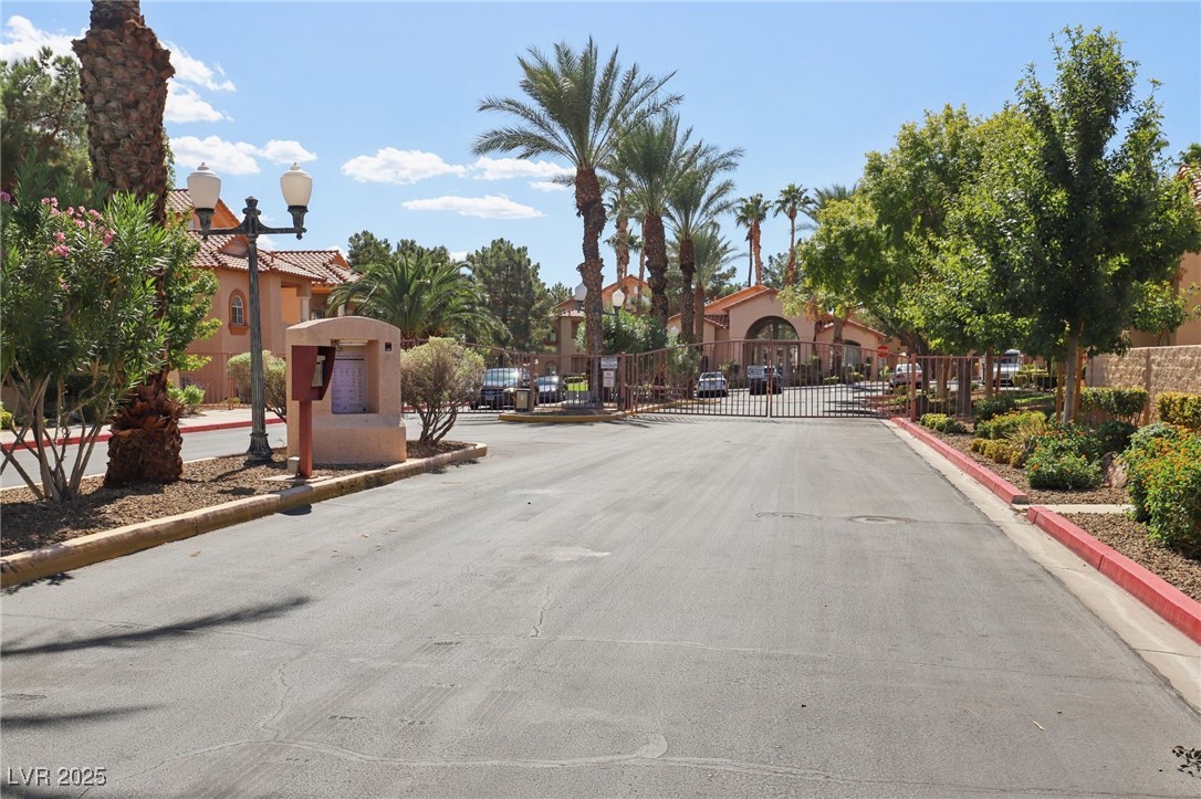 2925 Wigwam Parkway 724