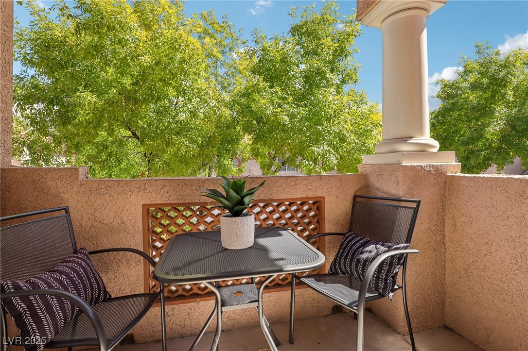 2925 Wigwam Parkway 724