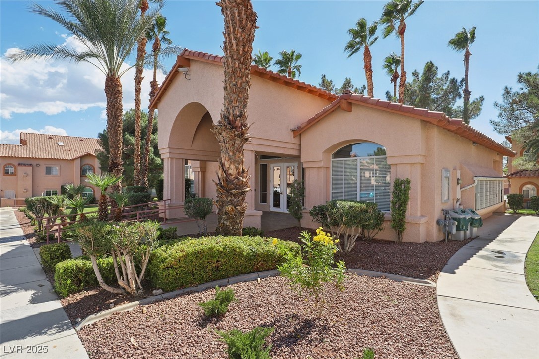 2925 Wigwam Parkway 724