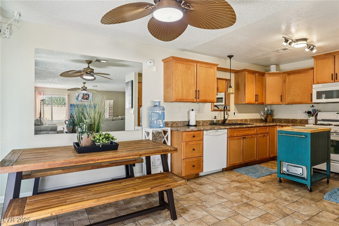 4142 Larkwood Avenue