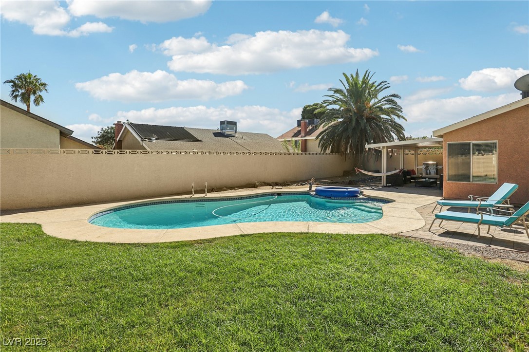 4142 Larkwood Avenue