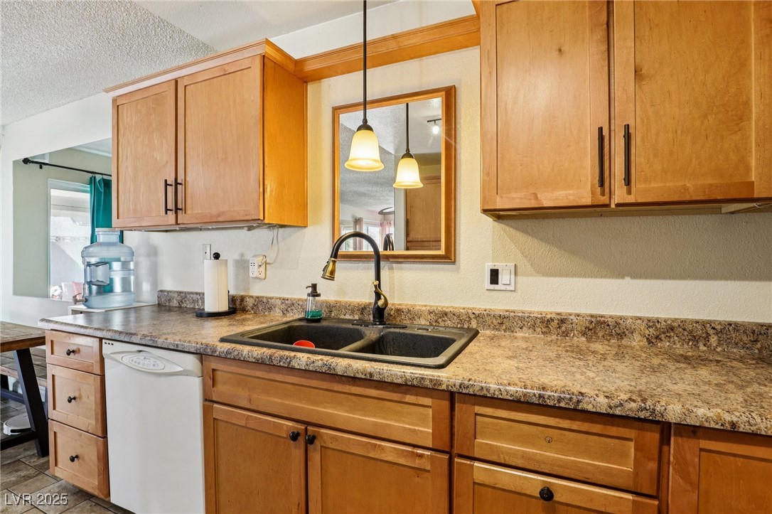 4142 Larkwood Avenue