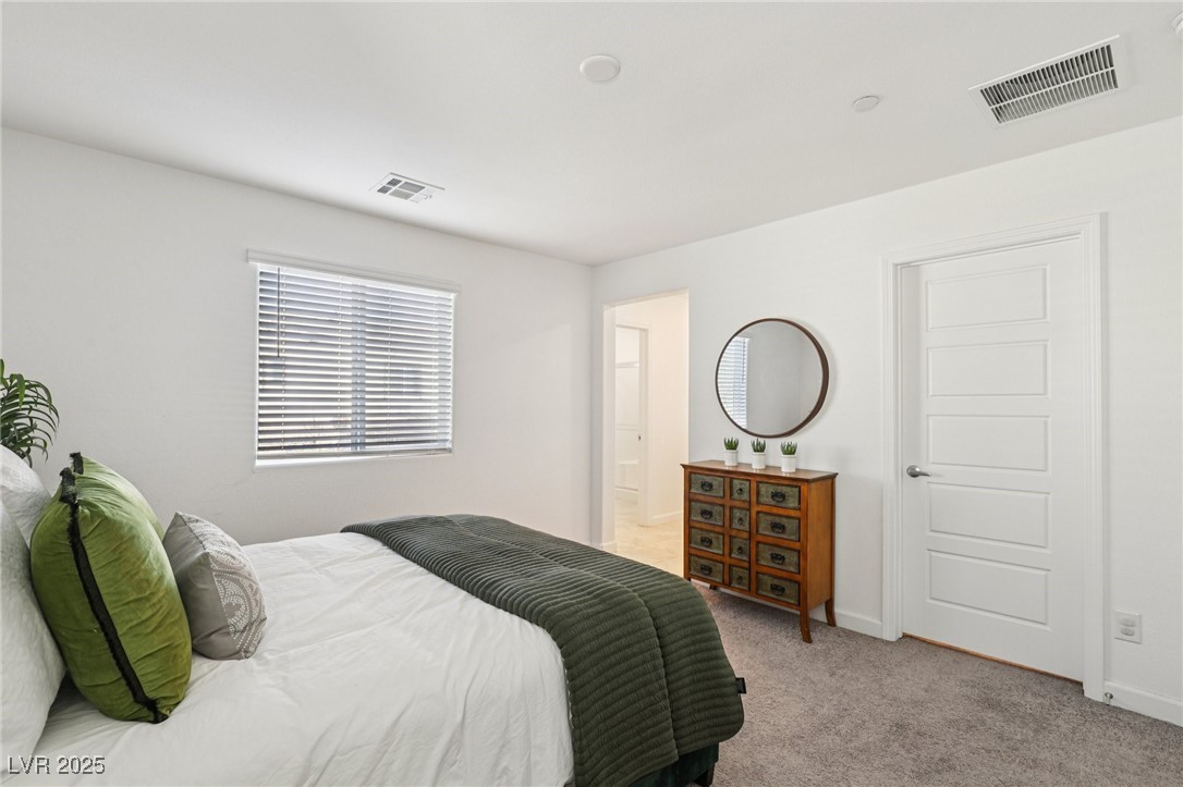 3626 Tripoli Cove Avenue