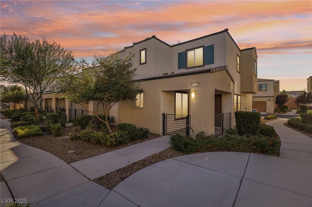 3626 Tripoli Cove Avenue