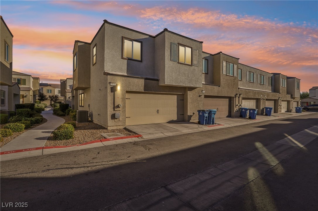 3626 Tripoli Cove Avenue