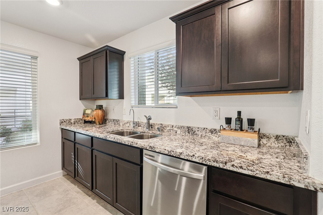 3626 Tripoli Cove Avenue