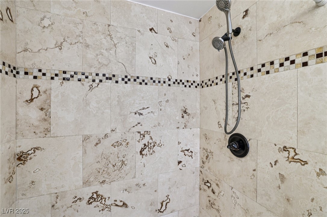 3921 Lost Miner Court