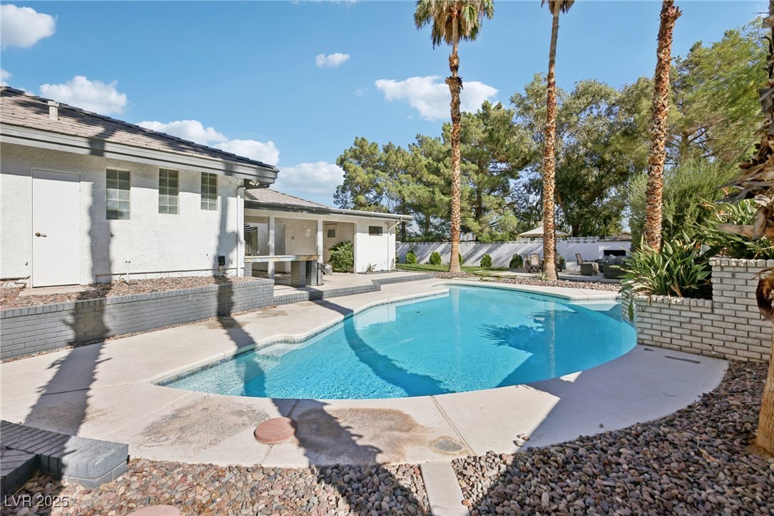 3140 Montessouri Street