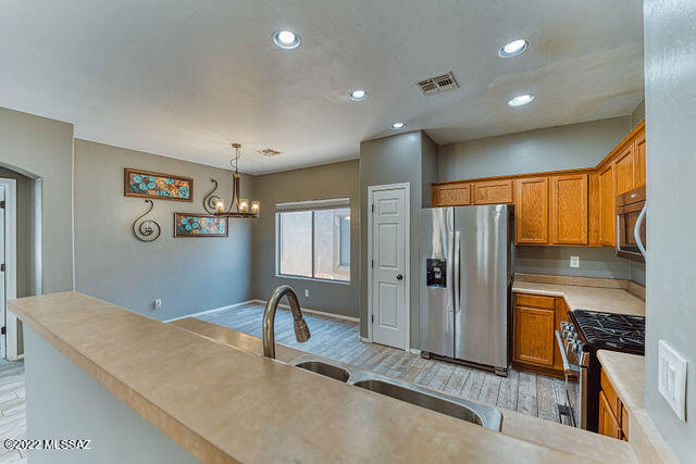 14545 S Camino Rio Abajo