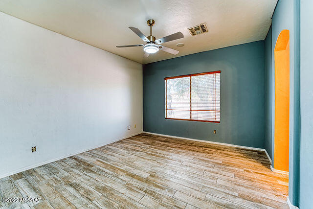 14545 S Camino Rio Abajo