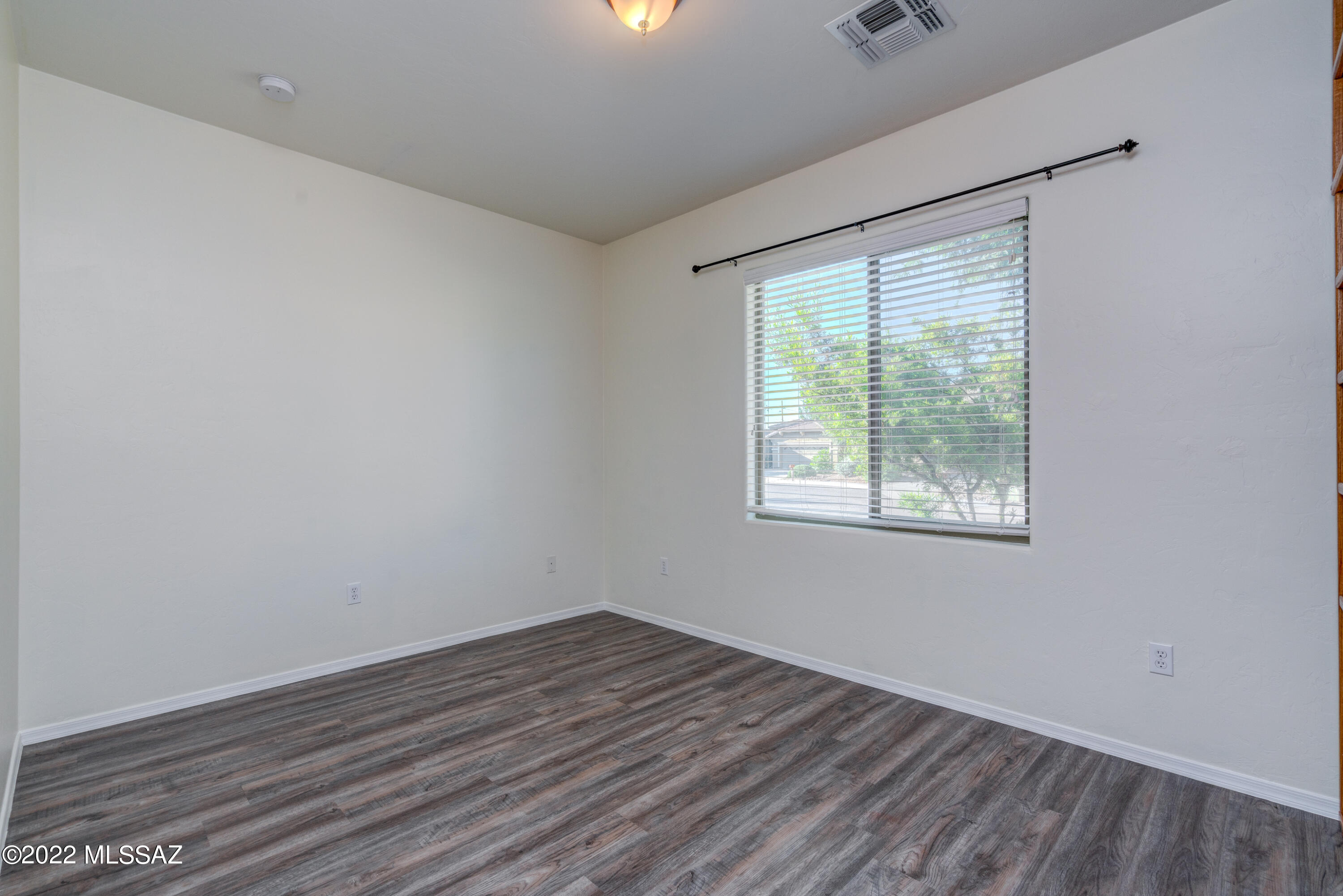 834 E Deer Spring Canyon Place