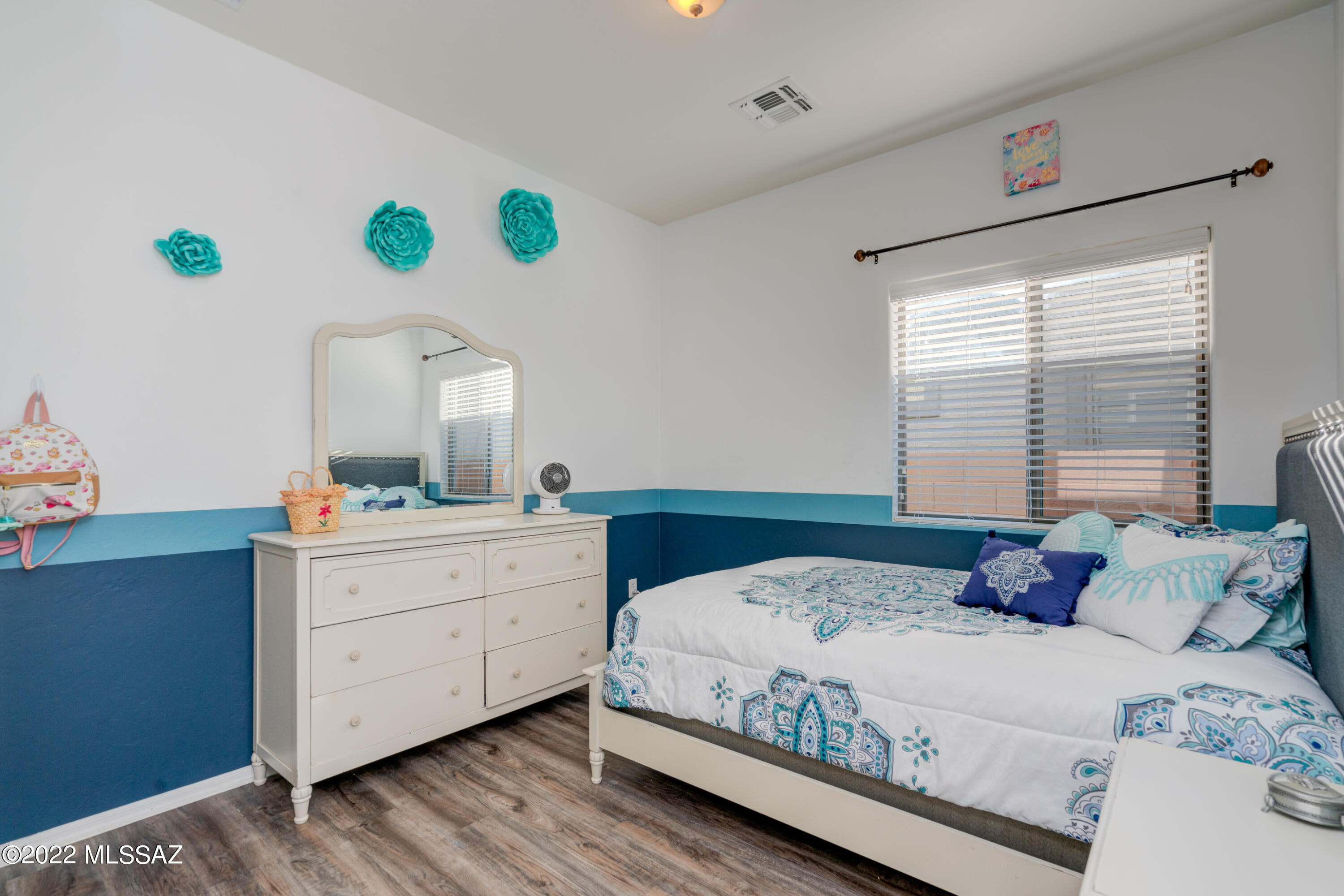 834 E Deer Spring Canyon Place