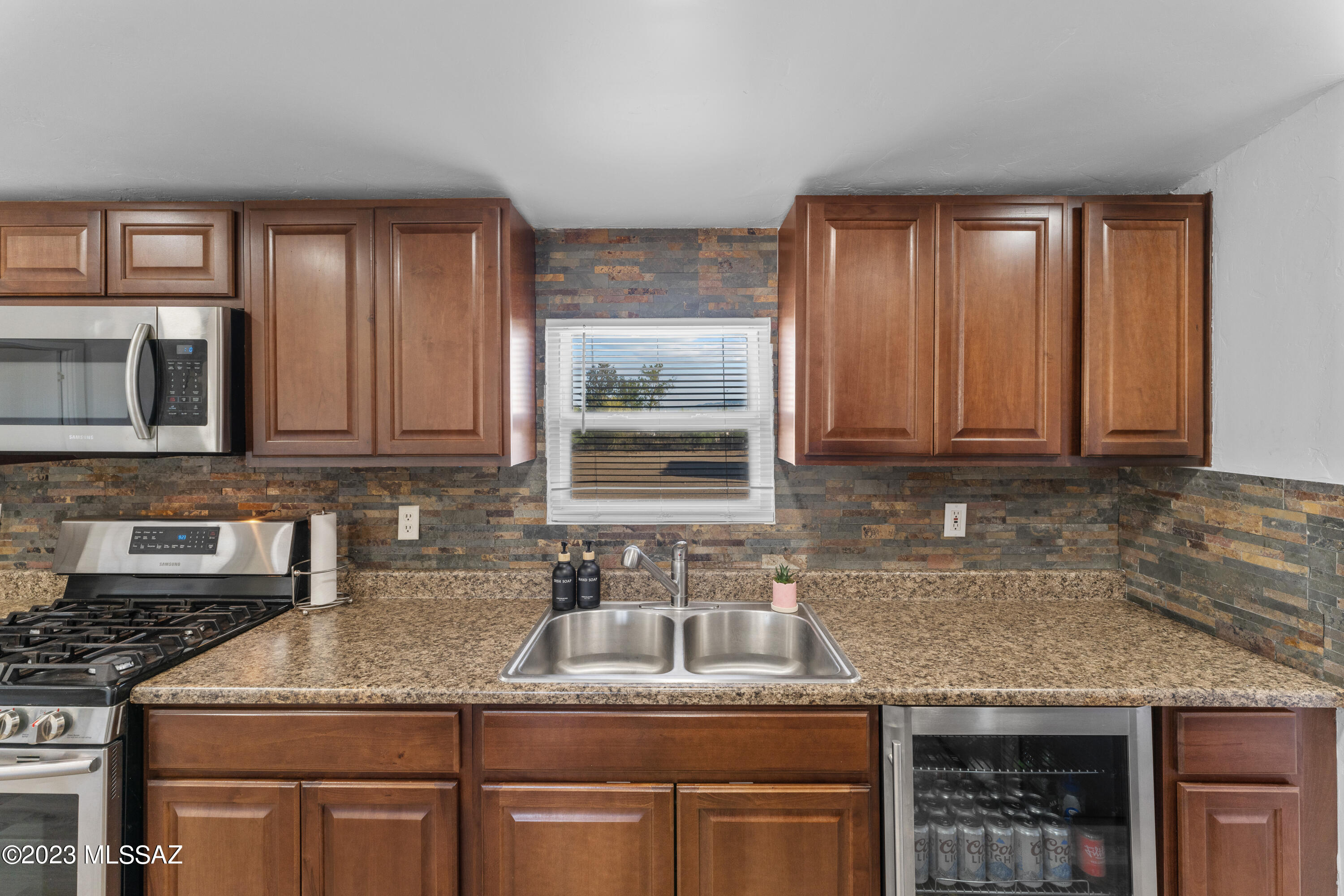 9085 W Singing Winds Lane