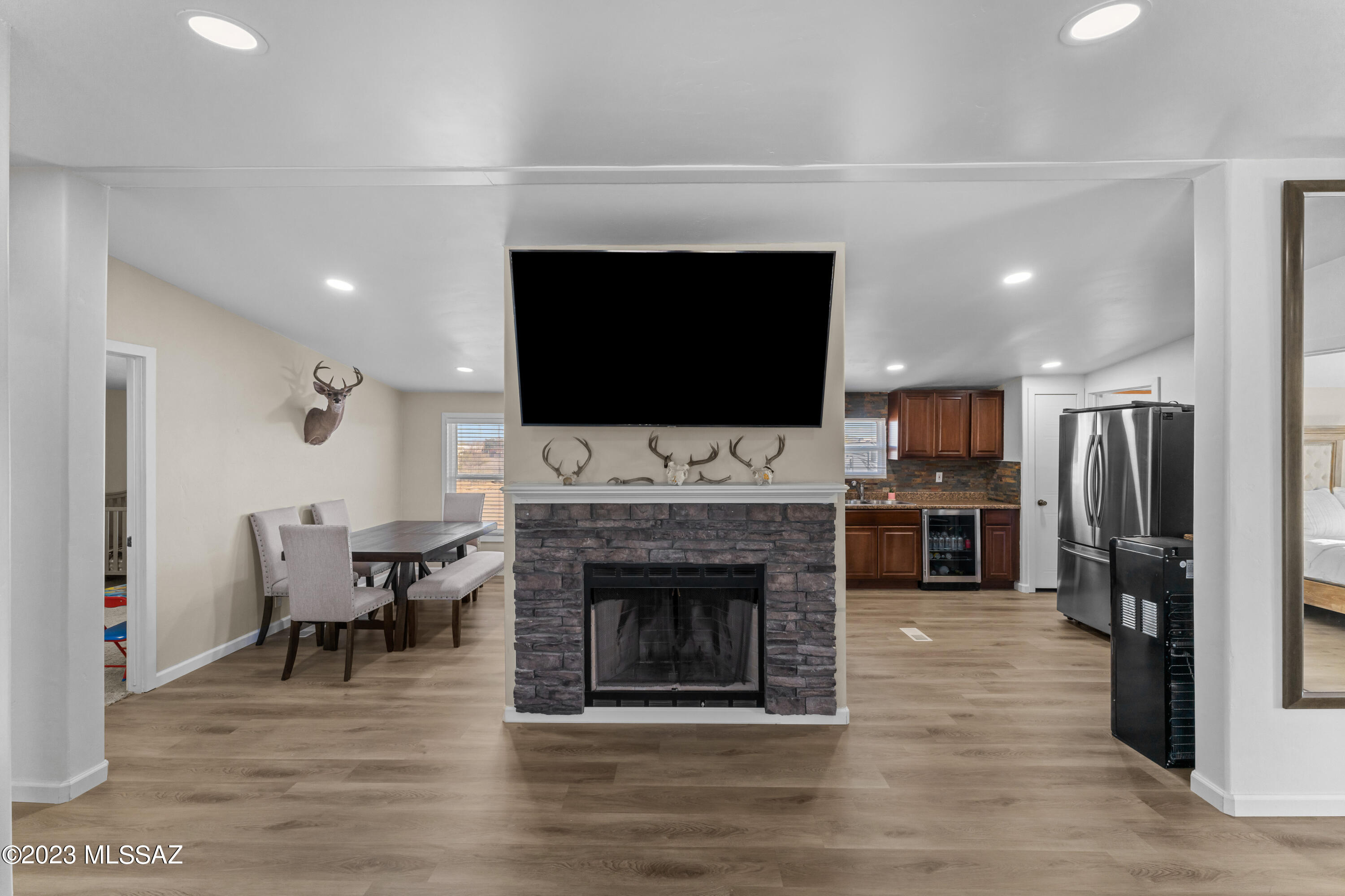 9085 W Singing Winds Lane