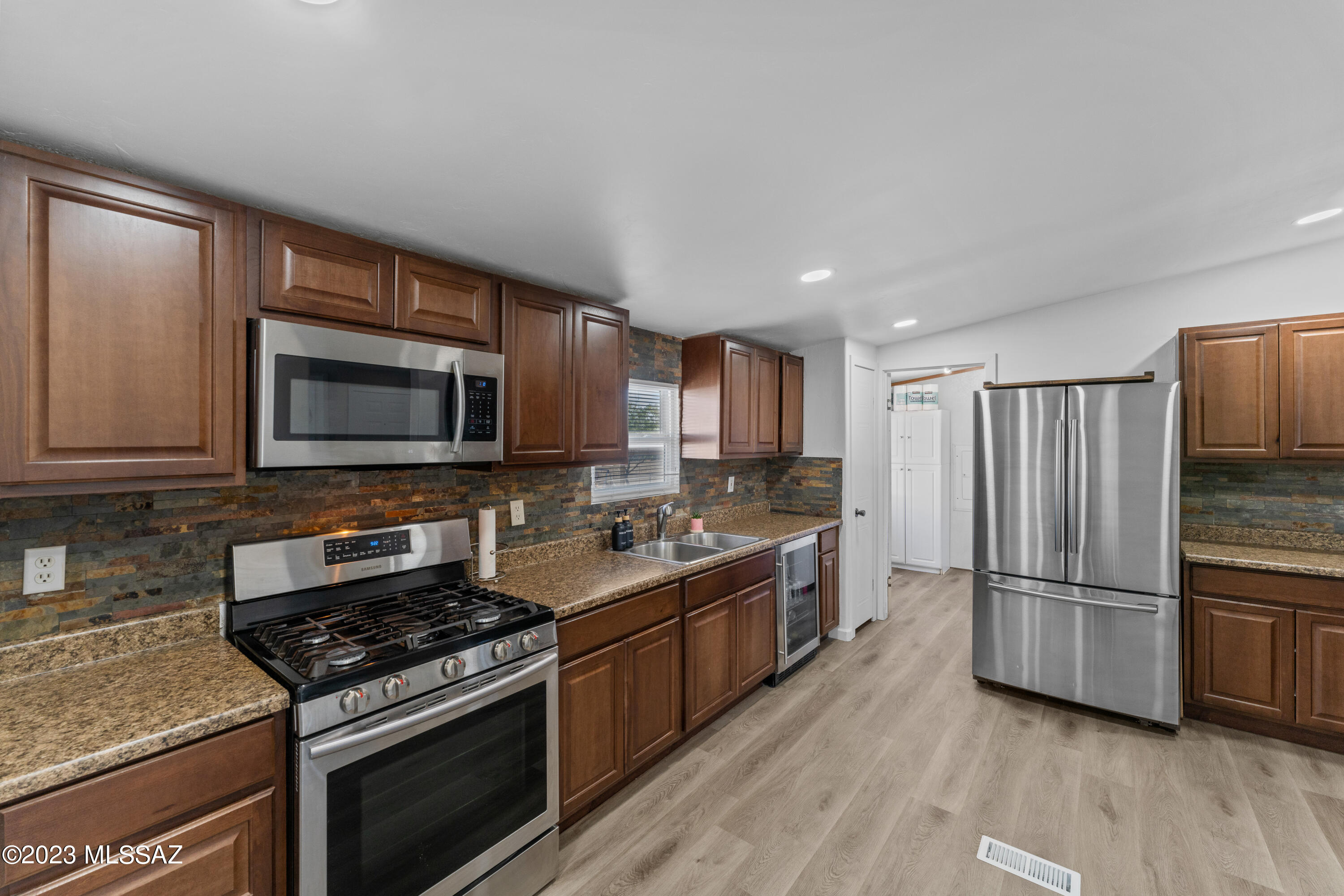 9085 W Singing Winds Lane