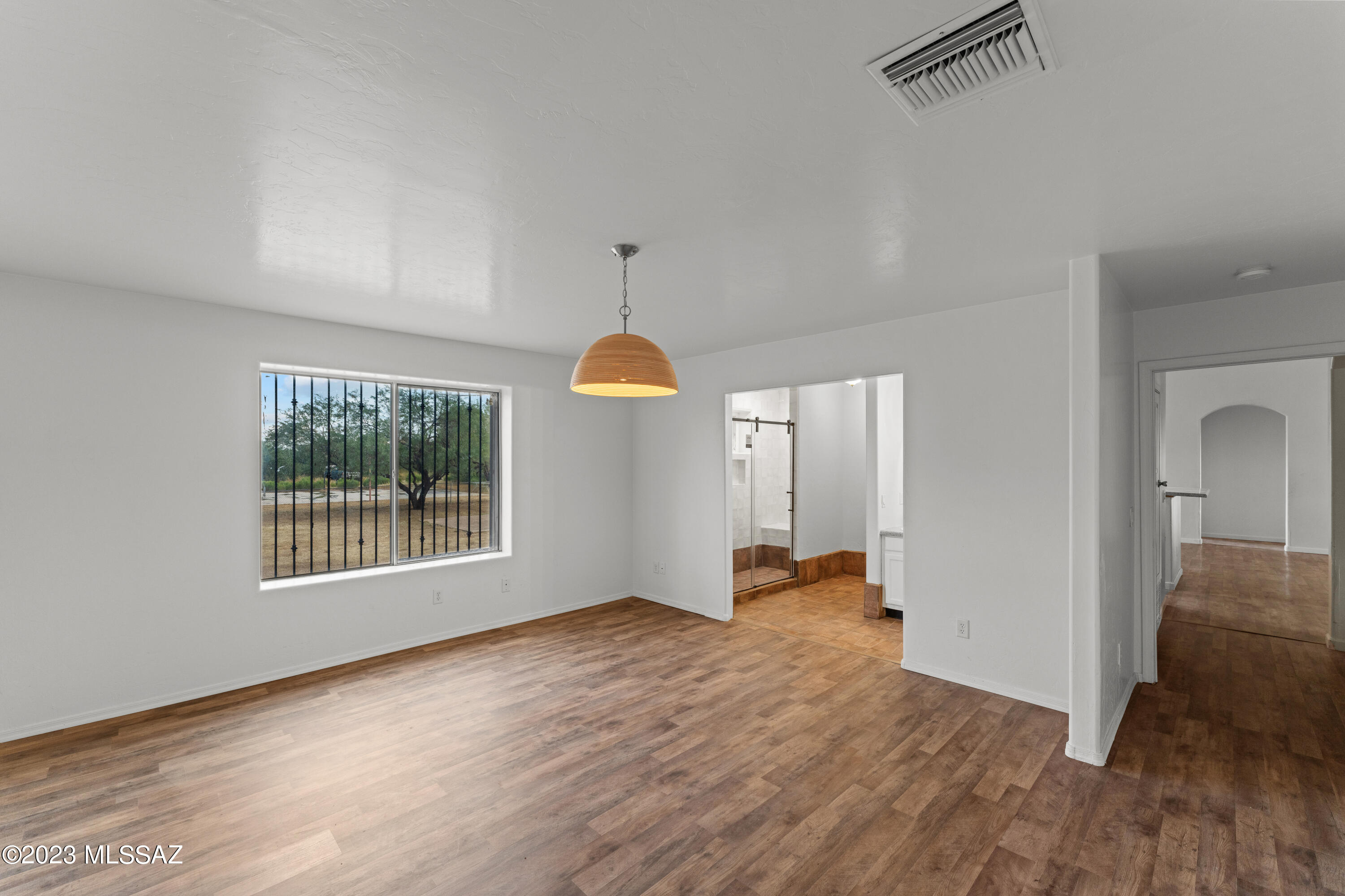 6241 W Santa Paula Street